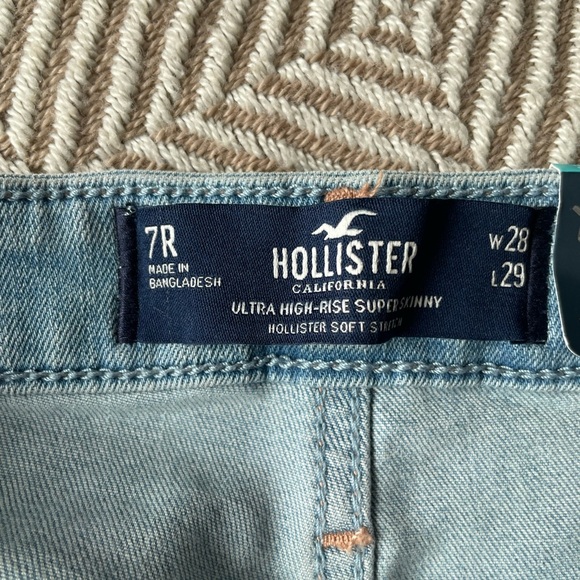 NWT - Hollister Super Skinny Light Wash Jeans - Picture 8 of 12